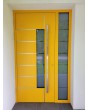 Puerta de entrada moderna de lujo de aluminio amarillo con cristal.