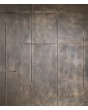 LIM M24 - puerta batiente de aluminio con metal líquido de bronce