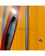 PIVOT INLAY - Puerta pivotante de aluminio con óvalos de colores.