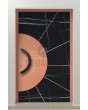 PIVOT Sahara: puerta pivotante de aluminio recubierta con cuarzo sinterizado Sahara Noir y lámina de cobre.