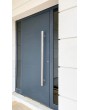  Puerta de entrada moderna de aluminio color antracita para casa