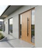LIM W312 - Puerta de entrada en roble dorado con paneles de cristal a izquierda y derecha