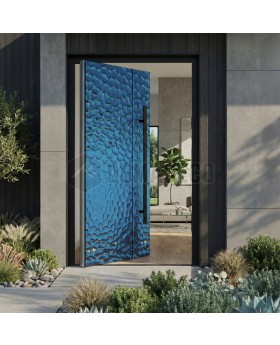 Puerta pivotante de aluminio recubierta con chapa de acero inoxidable azul.