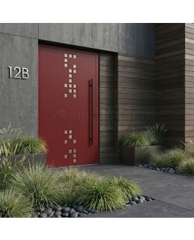puerta de aluminio roja de la entrada principal
