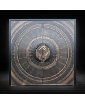 Puerta doble de aluminio con acabado en metal líquido marrón