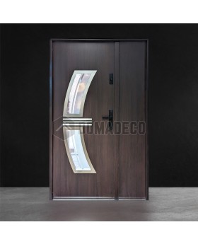 Puerta de entrada exterior de wengué en venta con panel lateral.